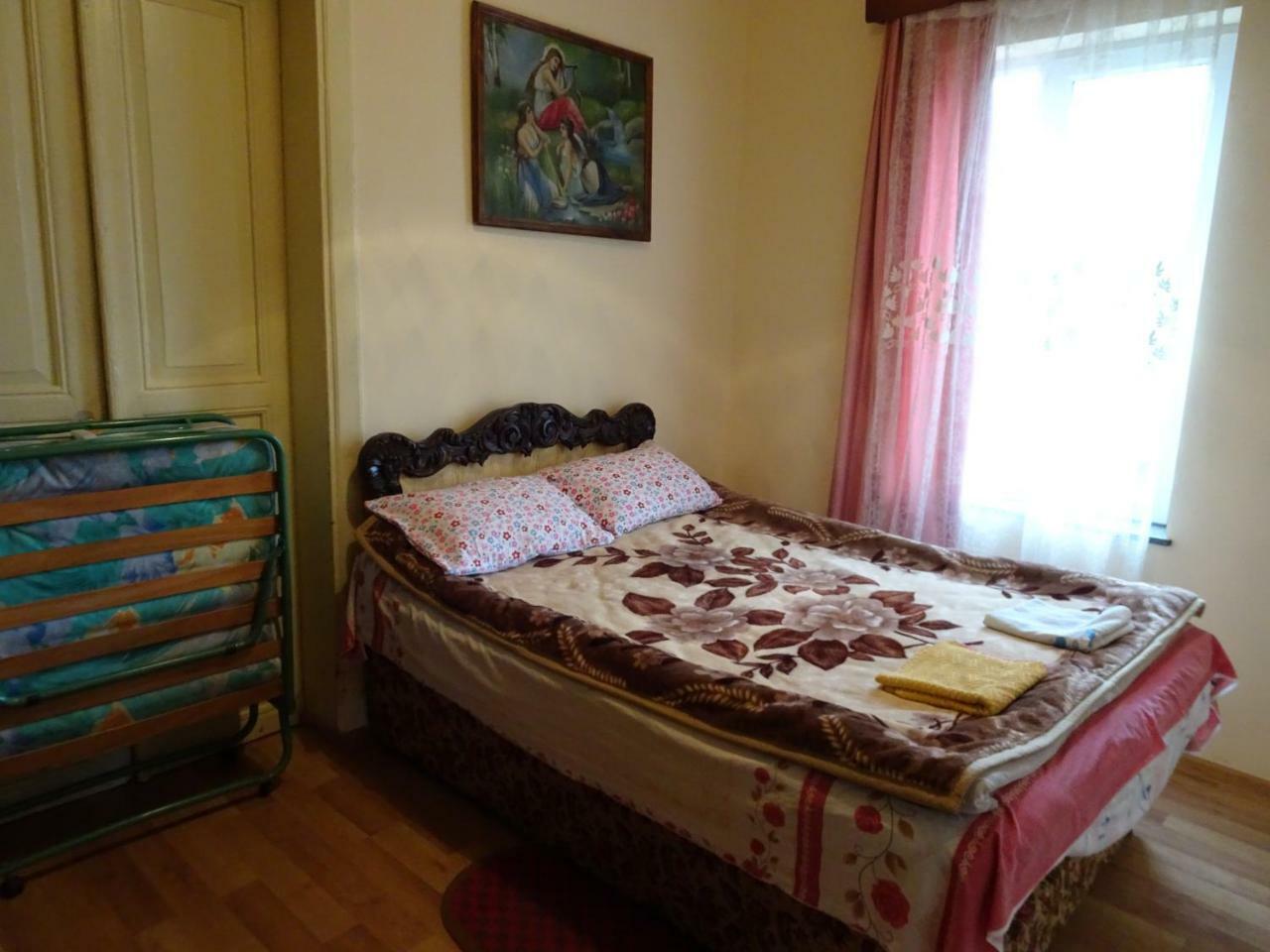 Medico And Suliko Guest House Kutaisi Eksteriør billede